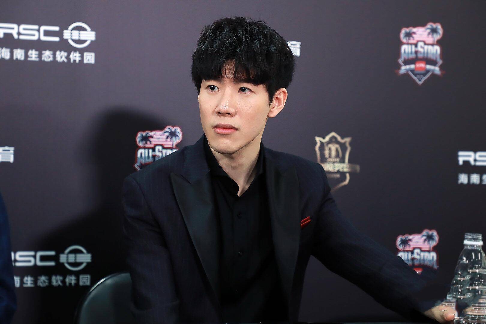 成为他们锻 成为他们锻