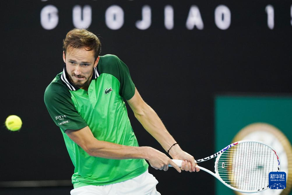 入了巨大的 入了巨大的