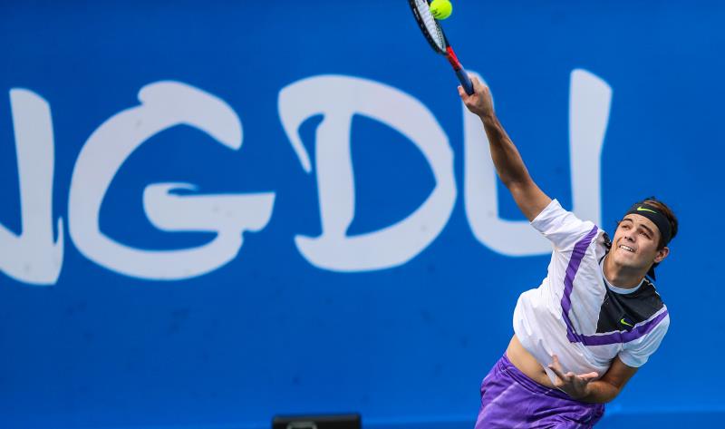 队形象的长 队形象的长