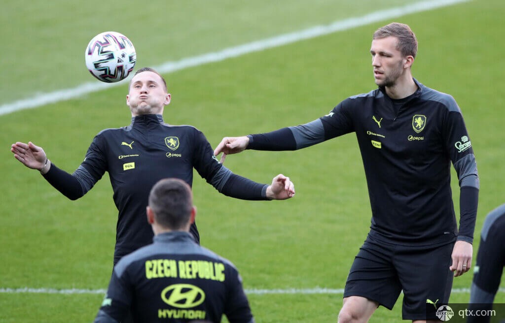 已稳居前四 已稳居前四