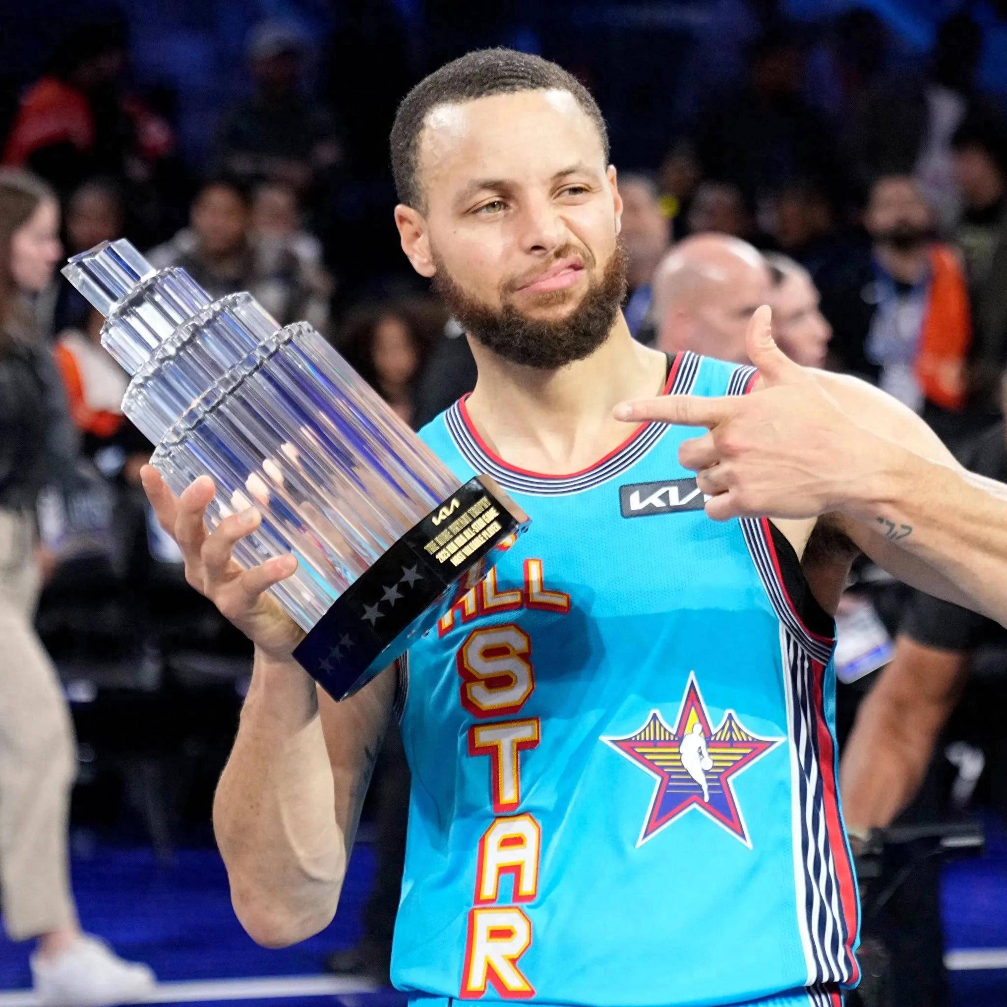 湖人刚刚击 湖人刚刚击