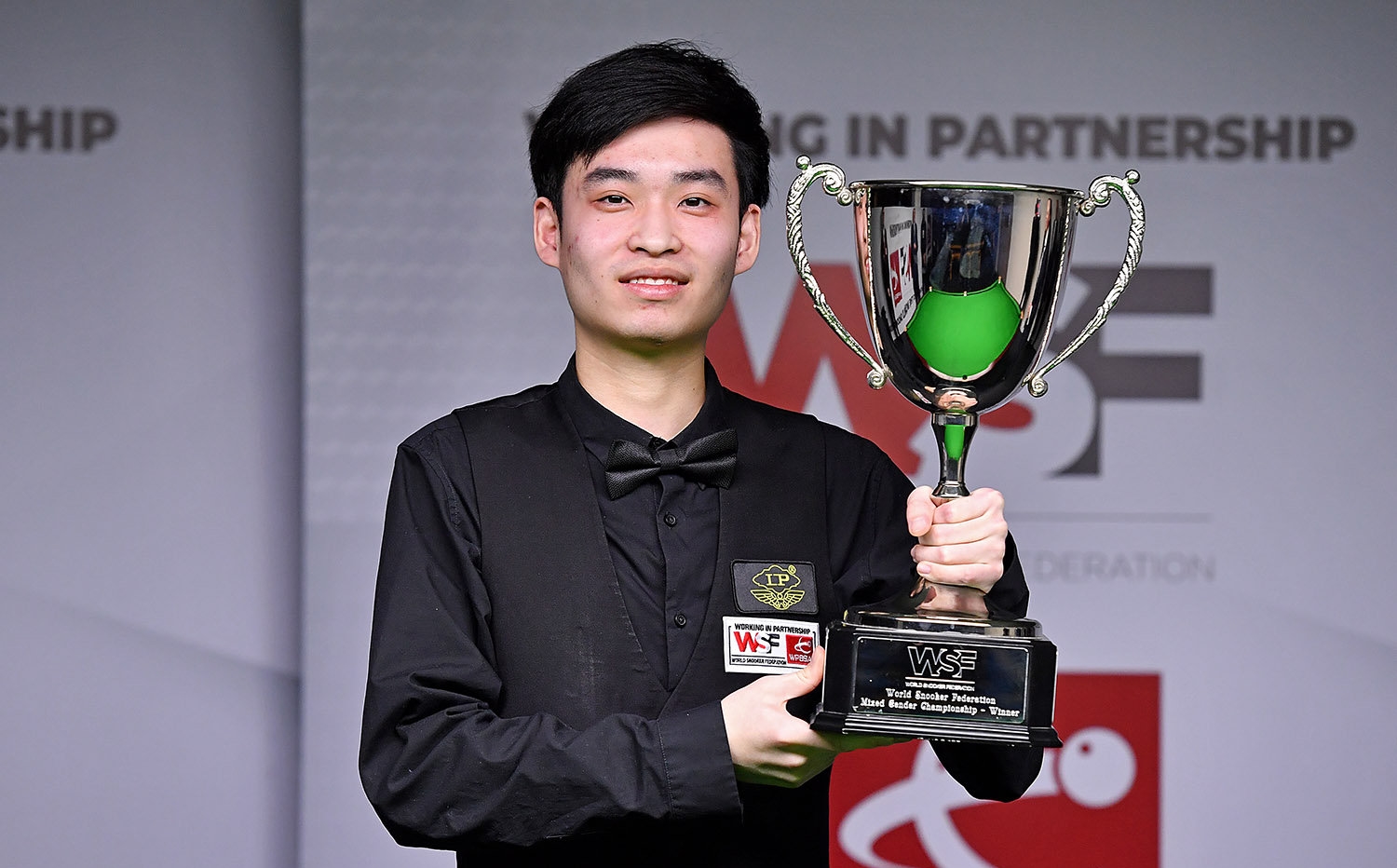 埃贝雷奇 埃贝雷奇